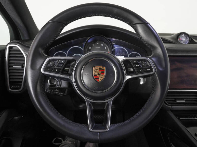 2023 Porsche Cayenne