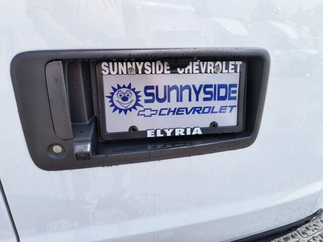 2025 Chevrolet Express 2500