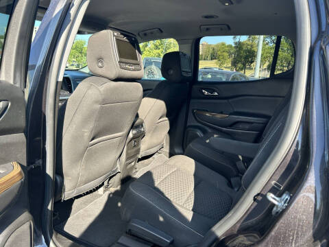 2018 GMC Acadia SLE-2