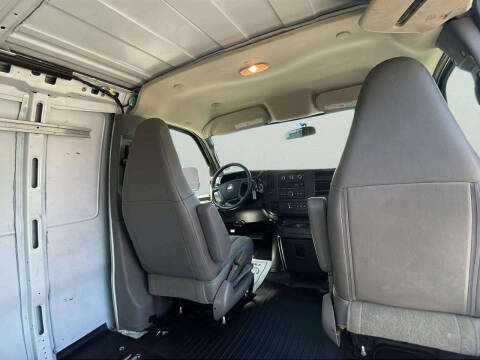 2020 Chevrolet Express 2500