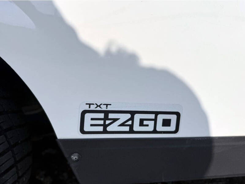 2015 E-Z-GO TXT
