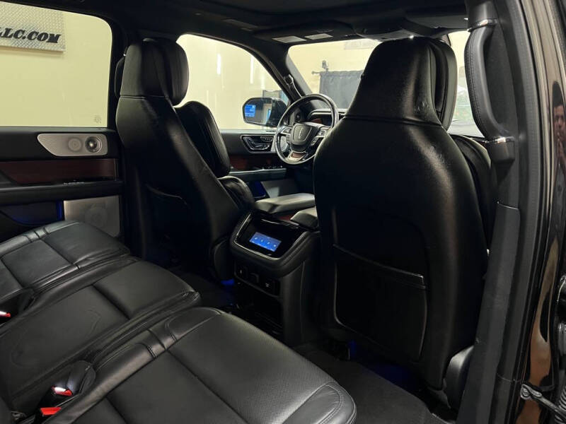 2022 Lincoln Navigator L Reserve