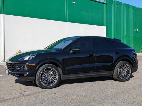 2023 Porsche Cayenne Coupe Platinum Edition