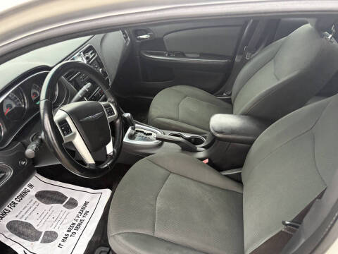 2012 Chrysler 200 Touring
