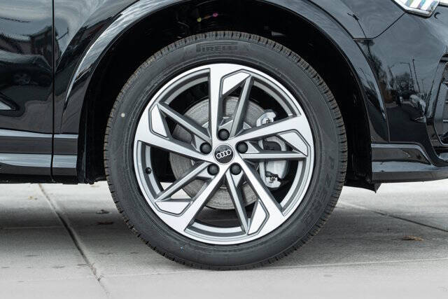 2025 Audi Q3 quattro S line Premium 45 TFSI