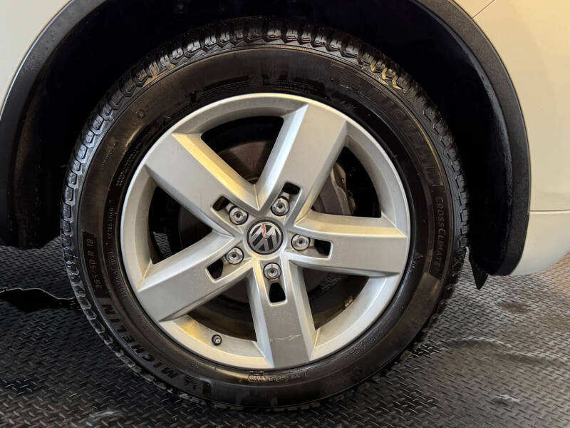 2012 Volkswagen Touareg