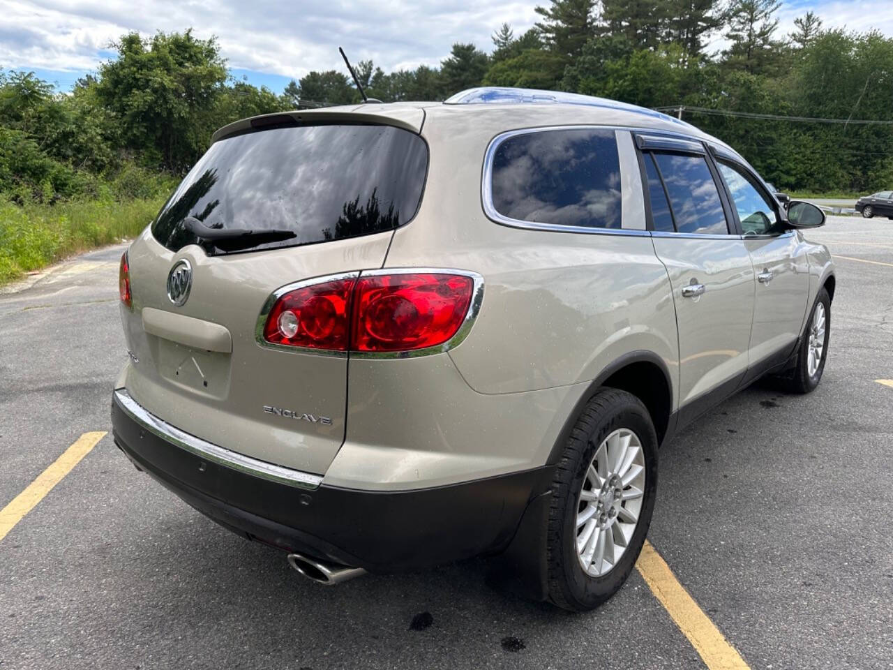 2010 Buick Enclave for sale at Alpha Motors, Corp. in Methuen, MA