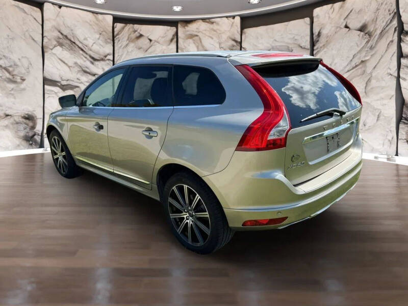 2015 Volvo XC60 T5 Drive-E Platinum