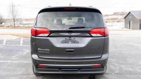 2019 Chrysler Pacifica Touring L