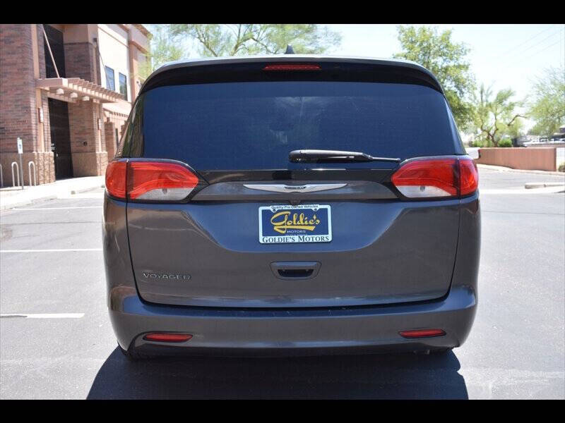 2021 Chrysler Voyager LXi