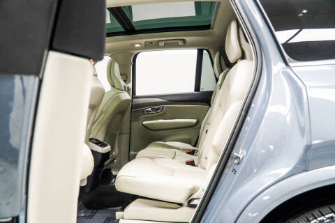 2023 Volvo XC90 B6 Plus Bright Theme 7P