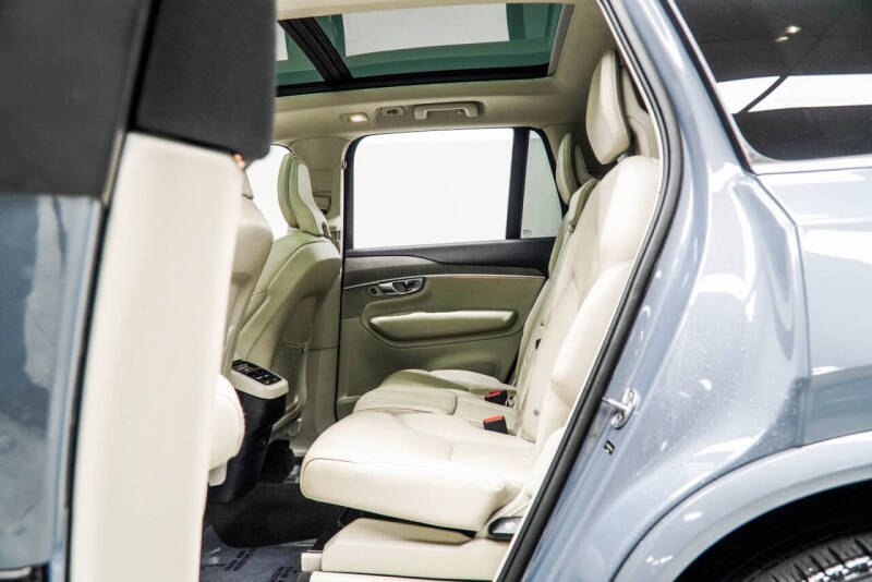 2023 Volvo XC90 B6 Plus Bright Theme 7P