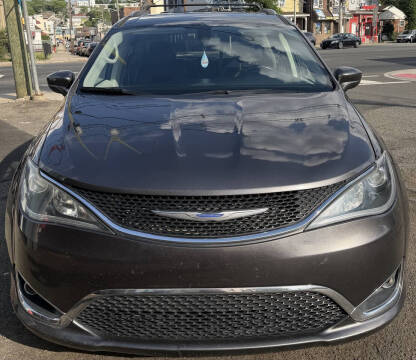 2020 Chrysler Pacifica Touring L