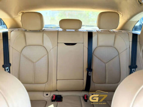 2015 Porsche Macan S