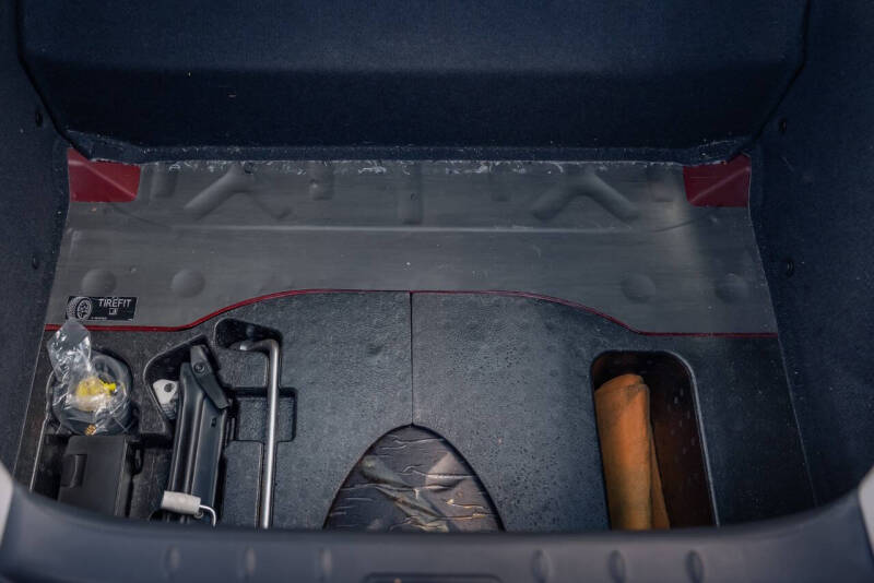 2008 Chrysler Crossfire Limited