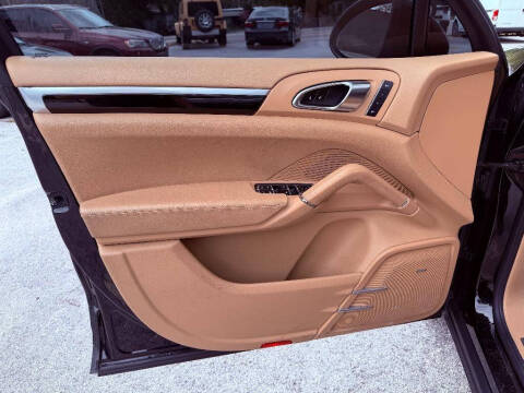 2012 Porsche Cayenne S