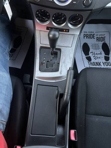 2010 Mazda MAZDA3 i Touring