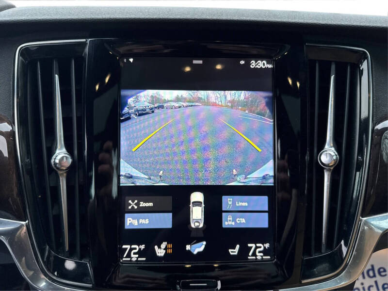 2019 Volvo S90 T6 Momentum