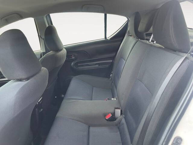 2016 Toyota Prius c Two