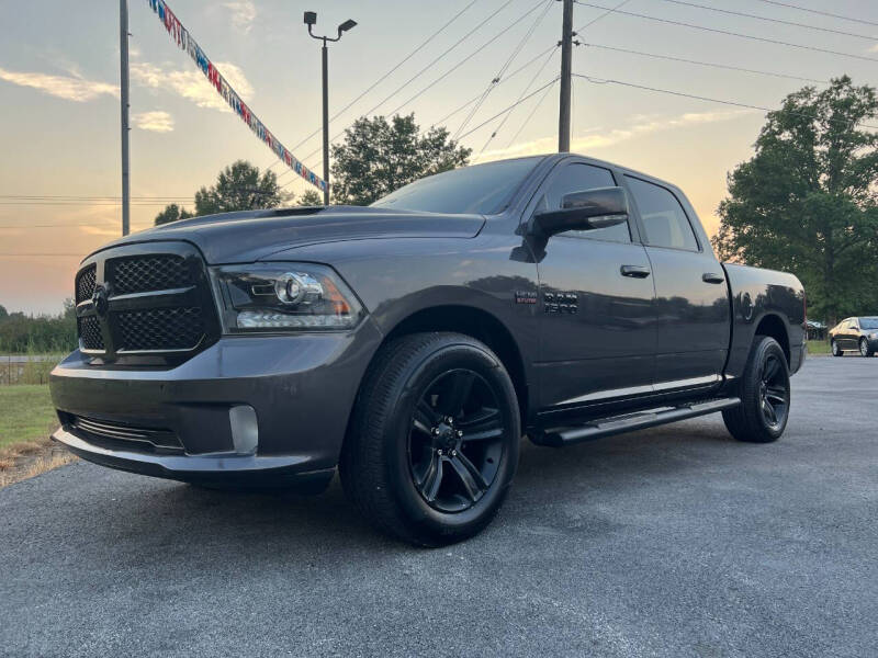 2017 RAM Ram 1500 Pickup Night's photo