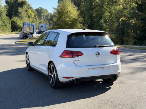 2017 Volkswagen Golf GTI SE
