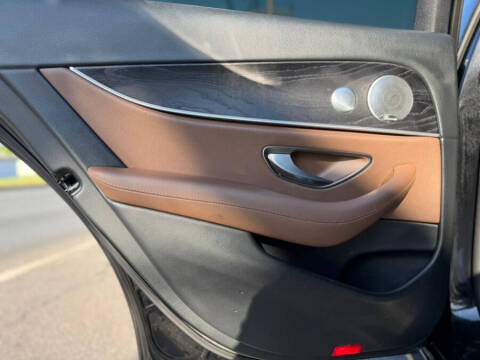 2017 Mercedes-Benz E-Class E 300