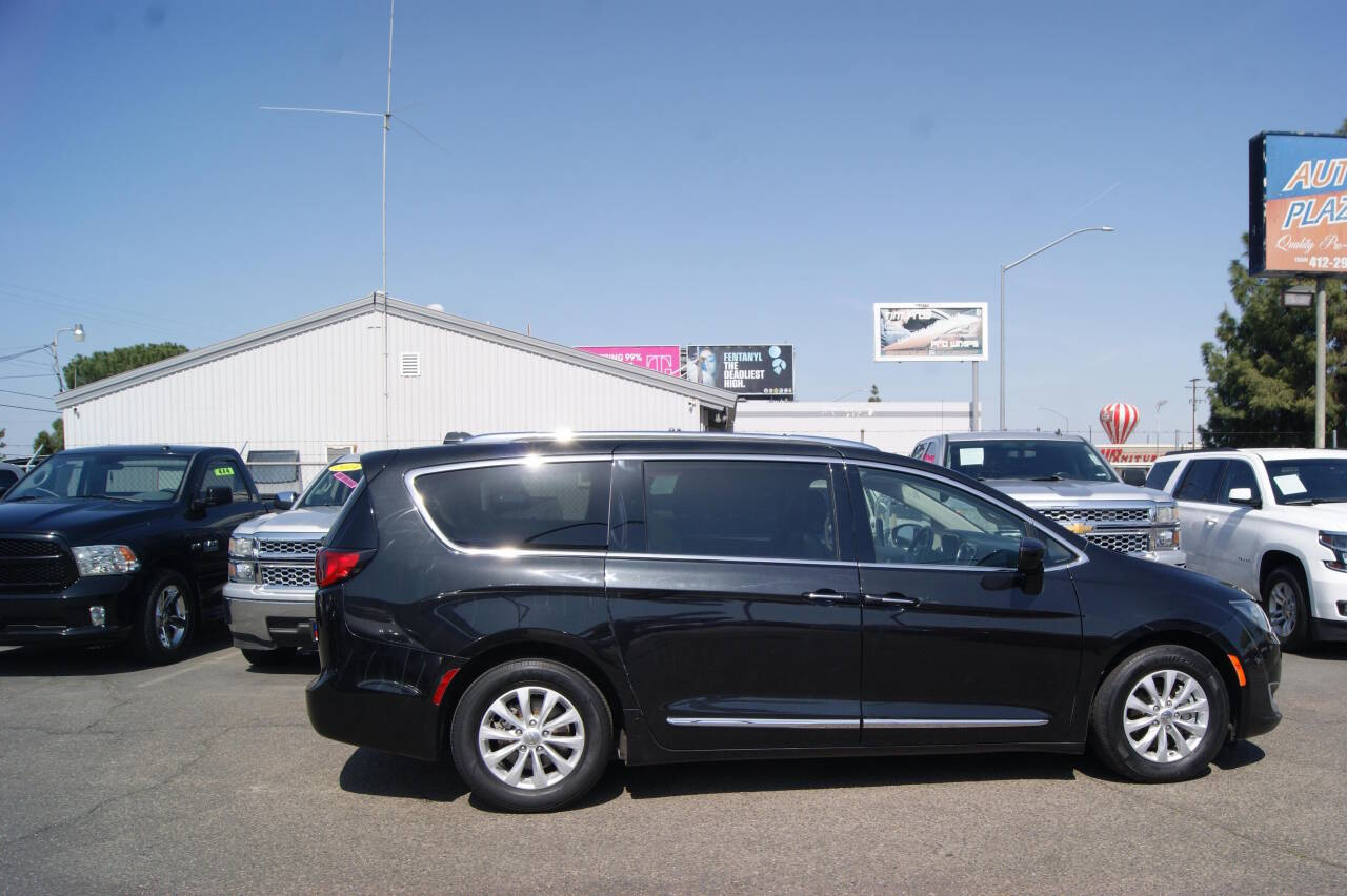 2019 Chrysler Pacifica for sale at Auto Plaza in Fresno, CA