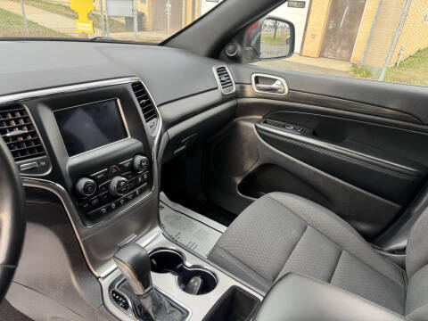 2019 Jeep Grand Cherokee Laredo E