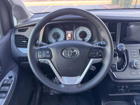 2017 Toyota Sienna