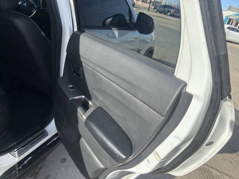 2020 Mitsubishi Outlander Sport GT