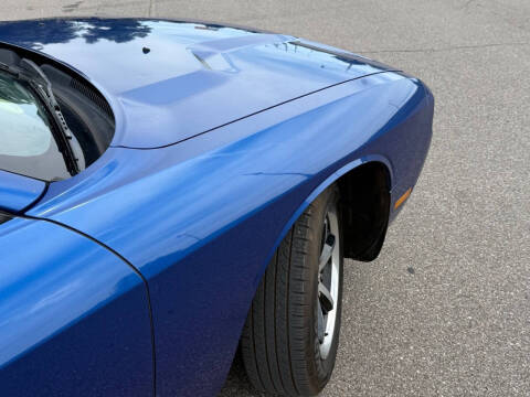 2012 Dodge Challenger SXT