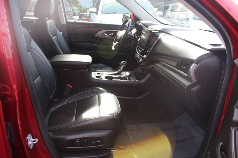 2020 Chevrolet Traverse LT Leather