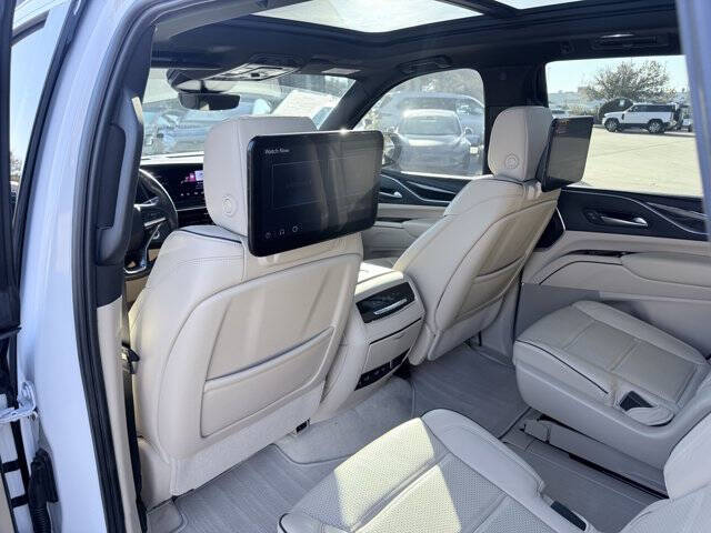 2023 Cadillac Escalade Premium Luxury