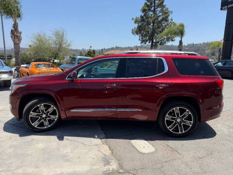 2017 GMC Acadia Denali
