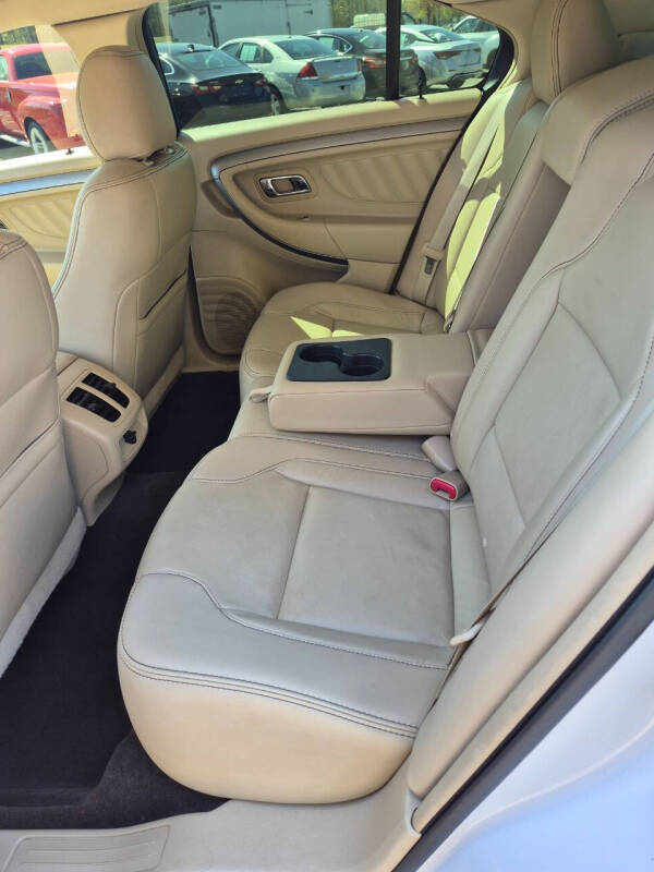 2013 Ford Taurus SEL