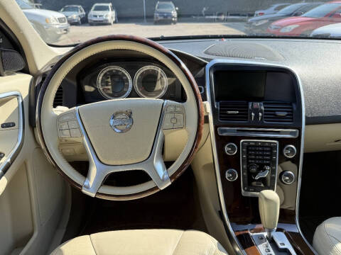 2013 Volvo XC60 3.2 Platinum