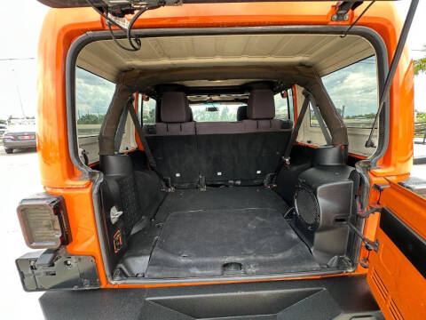 2013 Jeep Wrangler Unlimited Sahara