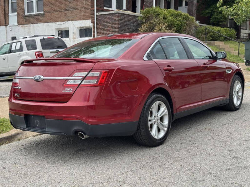 2014 Ford Taurus SEL