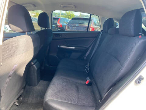2016 Subaru Impreza 2.0i