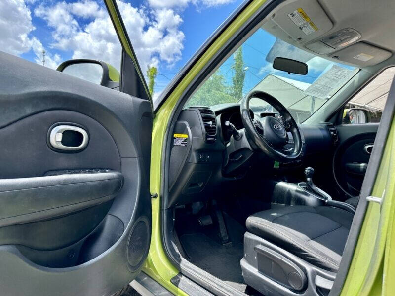 2015 Kia Soul Wagon - $8,995
