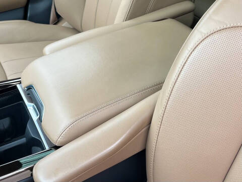 2024 Land Rover Range Rover Sport P360 SE