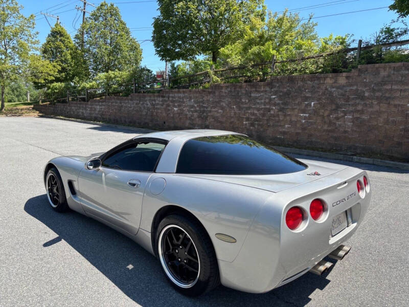 2004 Chevrolet Corvette