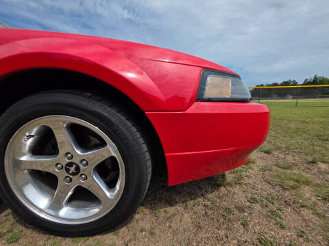 2004 Ford Mustang GT Deluxe