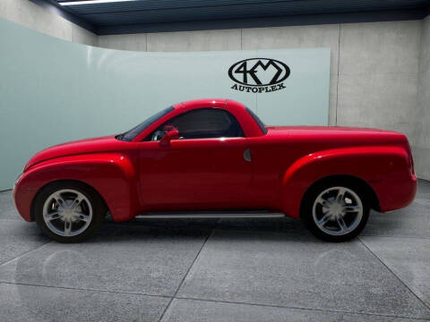 2004 Chevrolet SSR LS