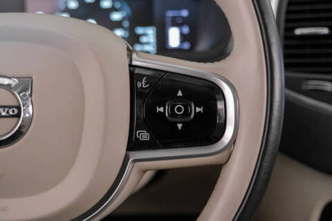 2019 Volvo XC90 T5 Momentum