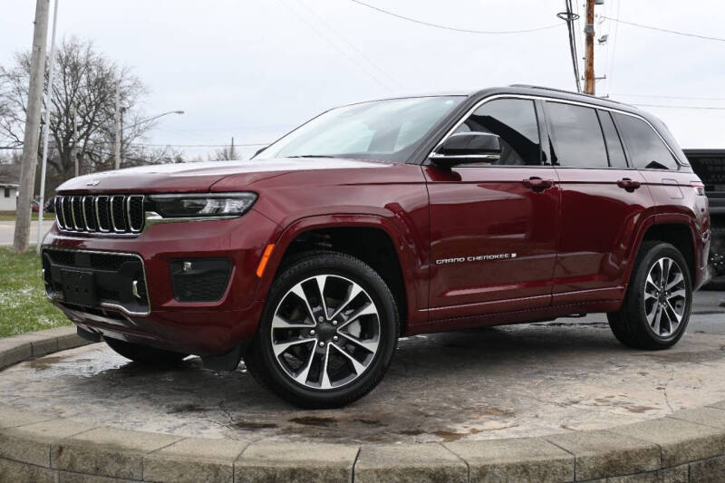 2024 Jeep Grand Cherokee Overland's photo