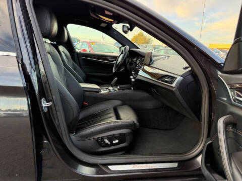 2019 BMW 5 Series 530i