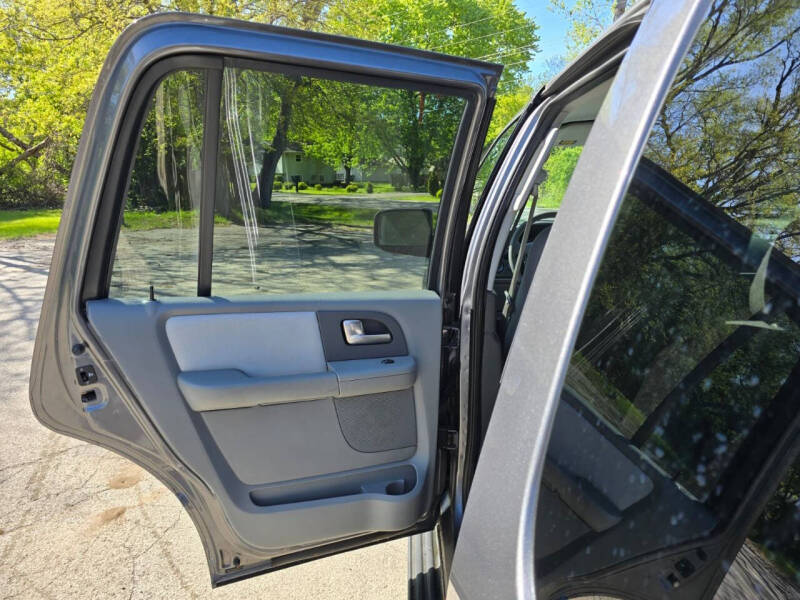 2004 Ford Expedition XLT