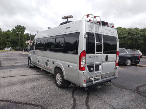 2018 Winnebago Travato