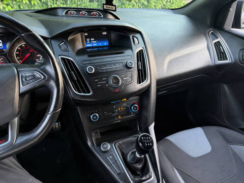 2016 Ford Focus ST